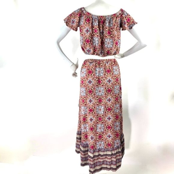 NEW! Boho Two-Piece Midriff Peasant Blouse and Matching Skirt  by Rue 21 Size M - Picture 3 of 6